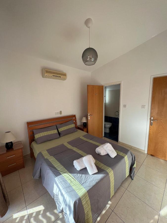 Vilă Three Bedroom Casa De Paphos