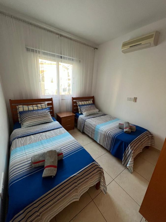 Three Bedroom Casa De Vilă